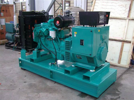 盈江200kw康明斯柴油发电机组图片 盈江200kw康明斯柴油发电机组图片